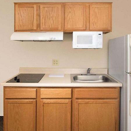 Woodspring Suites Фарр Экстерьер фото