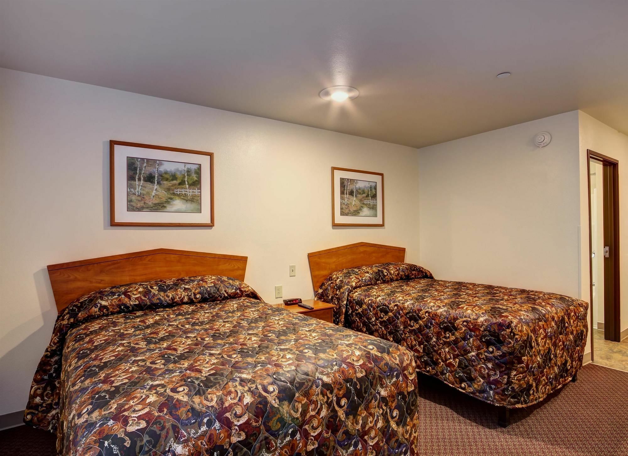 Woodspring Suites Фарр Экстерьер фото
