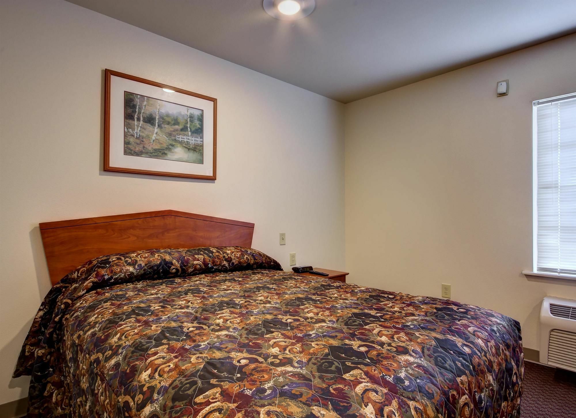 Woodspring Suites Фарр Экстерьер фото